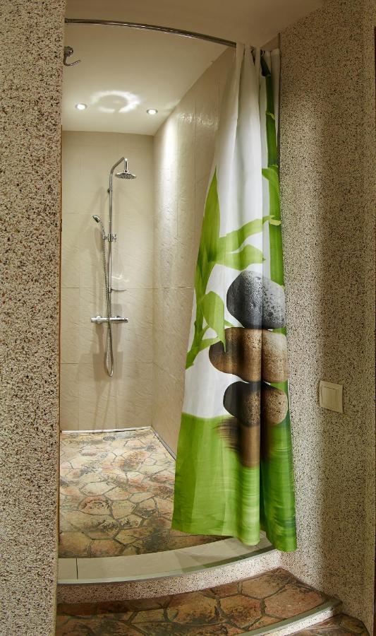 ריבנה Babylon Apartment On Bukovinskaya Street מראה חיצוני תמונה