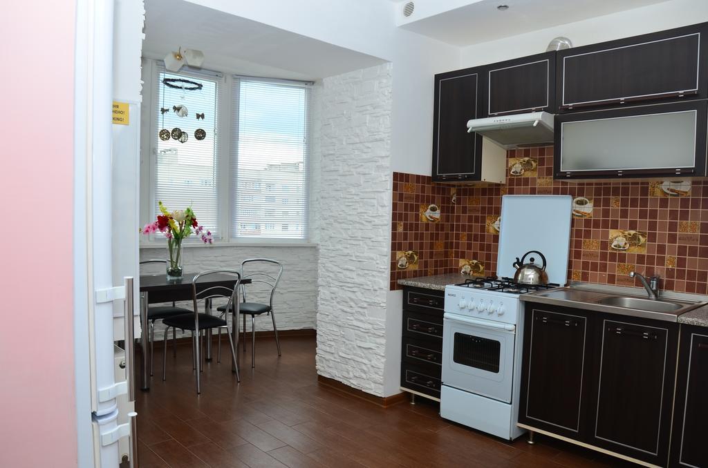 ריבנה Babylon Apartment On Bukovinskaya Street מראה חיצוני תמונה